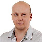 Врач Аксёнов Владислав Александрович