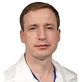 Врач Бороненко Иван Александрович