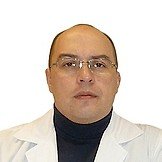 Врач Чухарев Виктор Олегович
