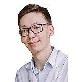 Врач Данилов Андрей Дмитриевич