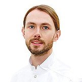 Врач Дубских Денис Васильевич