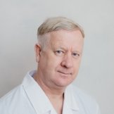 Врач Исайкин Валентин Григорьевич