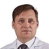 Врач Хлопотов Станислав Васильевич