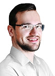 Врач Комаров Владимир Александрович
