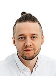 Врач Кошурников Родион Викторович