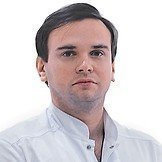 Врач Малов Руслан Владимирович
