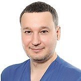 Врач Ремизов Руслан Петрович