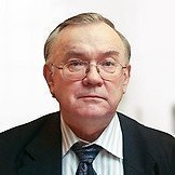 Врач Судаков Юрий Евгеньевич
