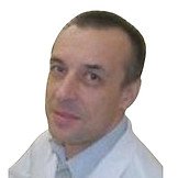 Врач Востряков Вячеслав Николаевич