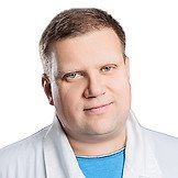 Врач Вострокнутов Георгий Александрович